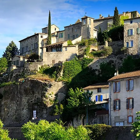 Marcelline Villa *